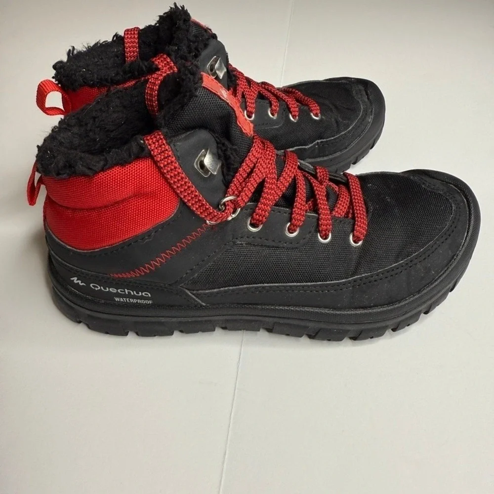 Quechua Decathlon Warm Waterproof Mid-Top‎ Hiking Shoes